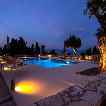 Sol D'oro Luxury Villa