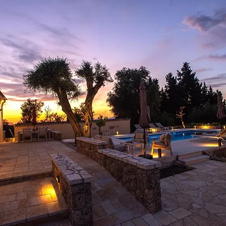 Sol D'oro Luxury Villa